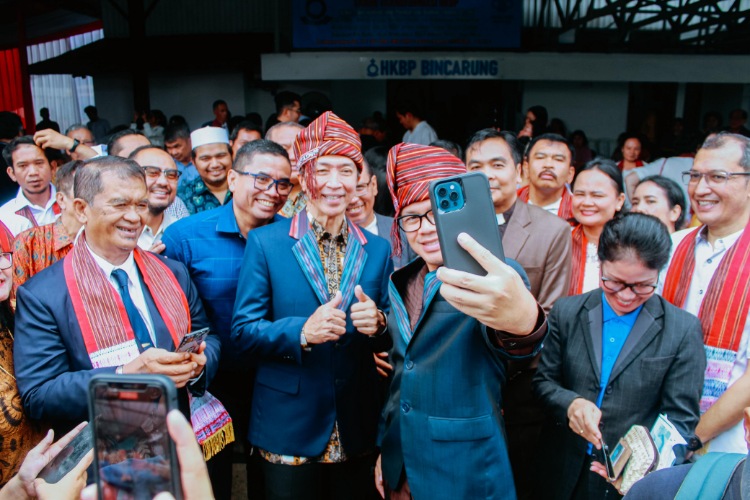 Picsart_25-03-16_08-04-45-366