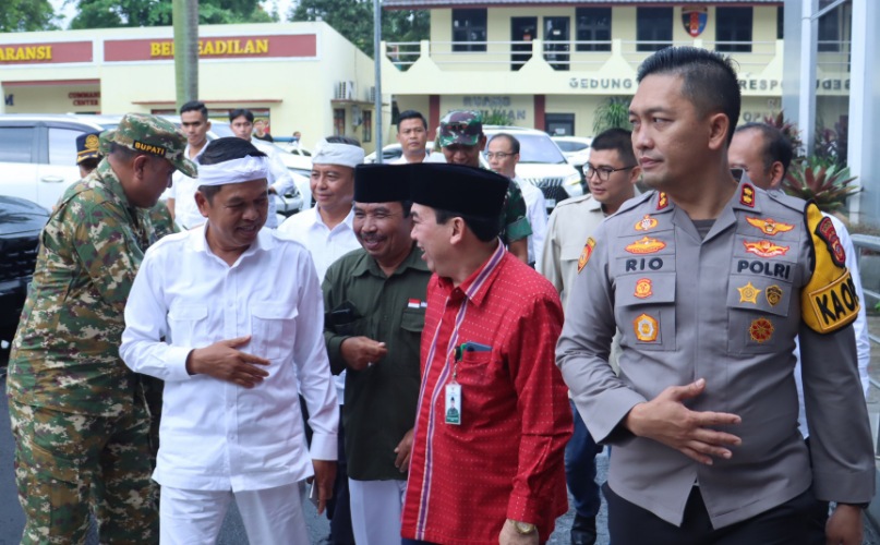 Picsart_25-03-28_12-52-51-892