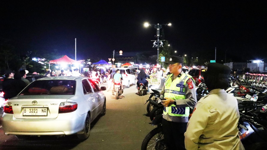 Picsart_25-03-31_18-58-05-346