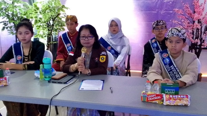 Picsart_25-05-31_12-01-19-291