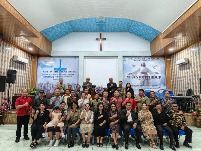 Picsart_25-06-25_10-34-48-100