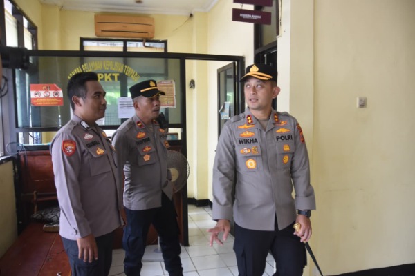 Picsart_25-08-21_15-09-29-375