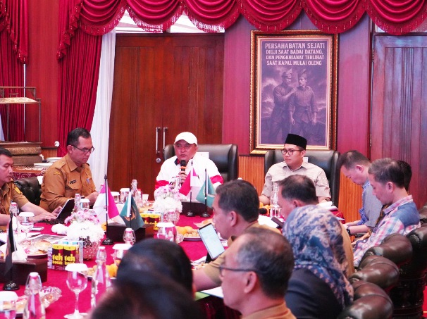 Picsart_25-08-26_16-09-14-366