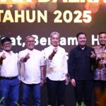 Picsart_25-11-24_14-57-43-111